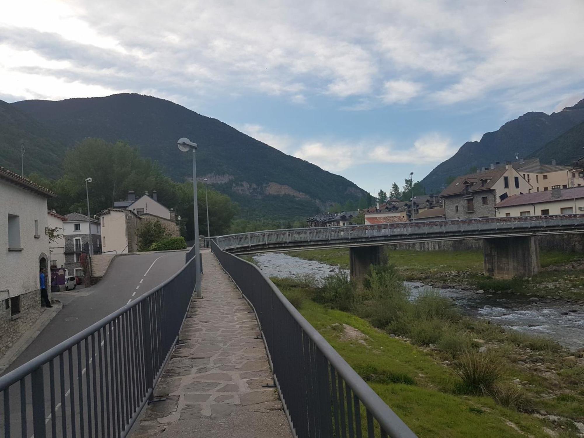 Vikerbiescas Apartman Kültér fotó