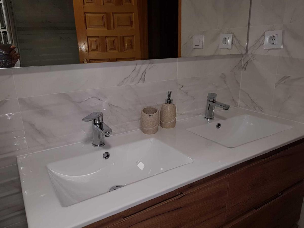 Vikerbiescas Apartman Kültér fotó